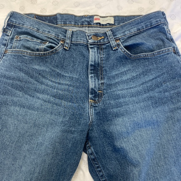 Men’s Wrangler Relaxed Fit Premium Quality Levi Jeans - Picture 4 of 14